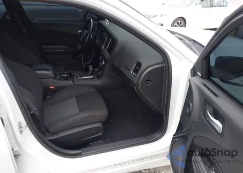 2022 Dodge Charger R/T из США, поврежденный, VIN 2C3CDXCT7NH240198